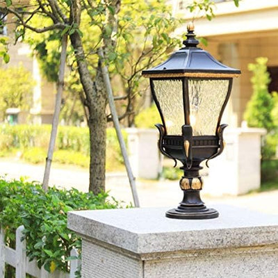 Modern Outdoor Lantern – Sleek Design Meets Timeless Functionality