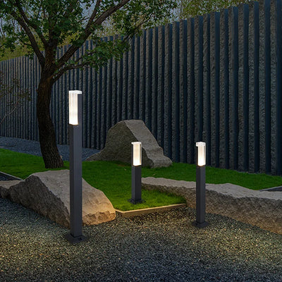 LumiHerbe LED Lawn Light – Elegant and Durable Outdoor Lighting