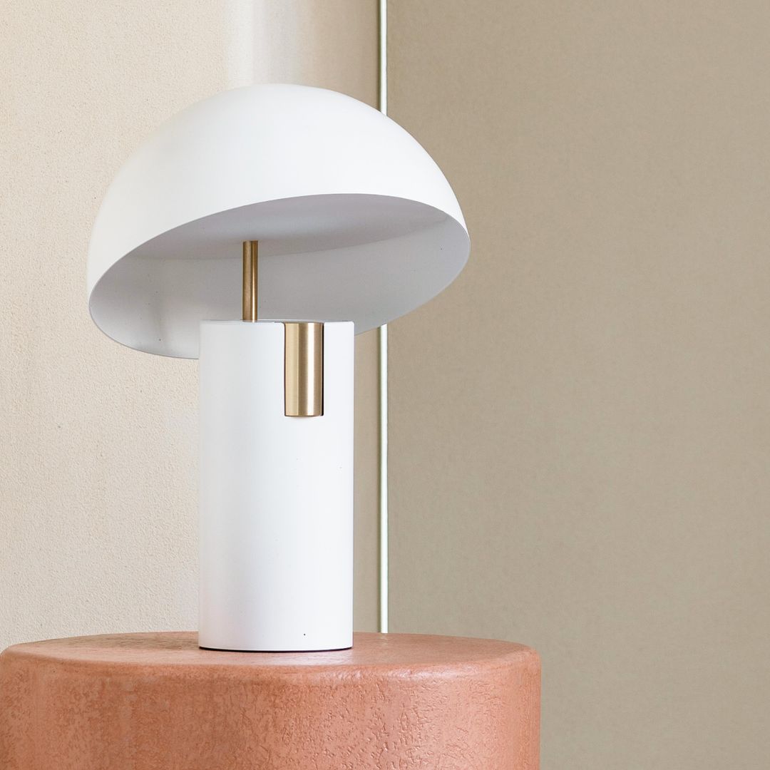 Avo Table Lamp – Modern Elegance with Functional Design