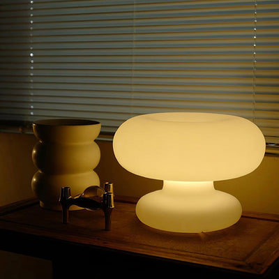 Donut Table Lamp – Playful Yet Elegant LED Accent Lighting