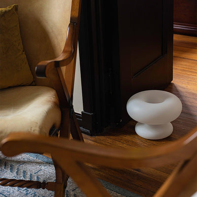 Donut Table Lamp – Playful Yet Elegant LED Accent Lighting