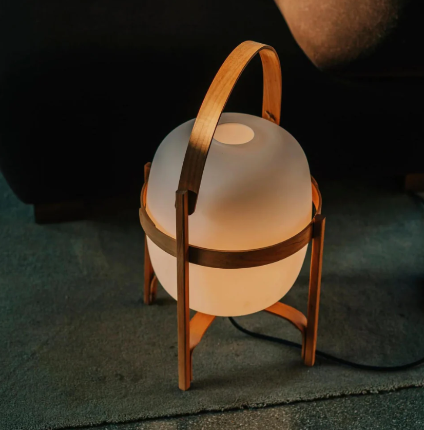 Clair de Soir – Artistic Table Lamp with Timeless Sophistication