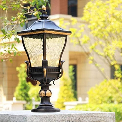 Modern Outdoor Lantern – Sleek Design Meets Timeless Functionality