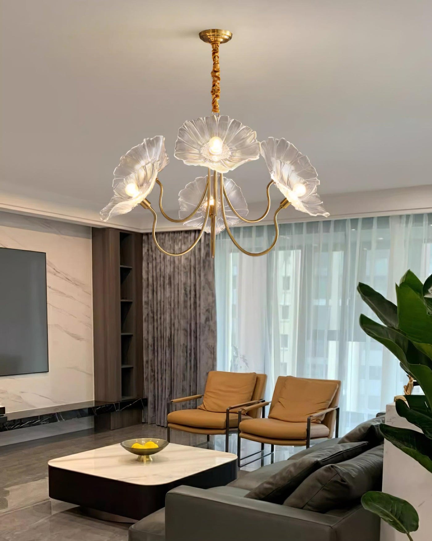 Murano Glass Flowers Chandelier – Timeless Elegance with Artistic Craftsmanship