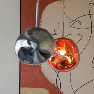 Aurora Pendant Light – Elegant Modern Glass Lighting for a Warm Ambiance