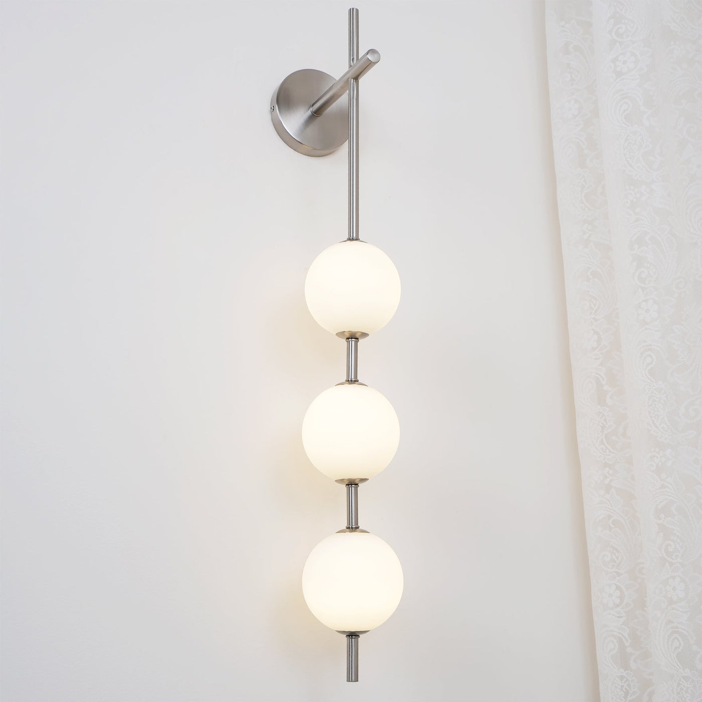 Vertical Globe Wall Light – Elegant Gold Wall Lamp with Frosted Glass Shade