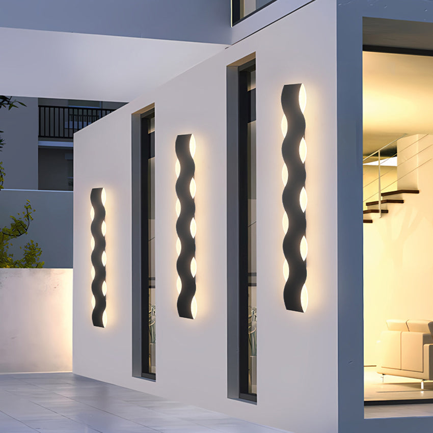 Wave LED Outdoor Wall Light – Modern Waterproof Up & Down Lighting