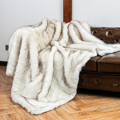 Luxurious Faux Fox Fur Throw – Elegance & Comfort for Your Home