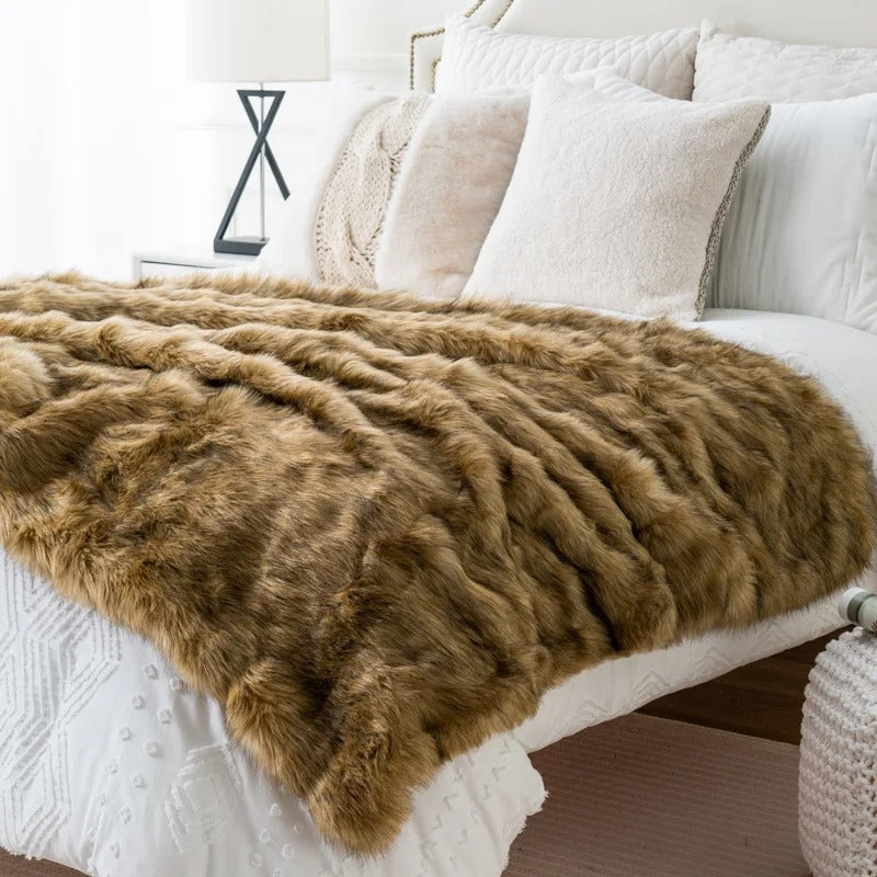 Luxurious Faux Fox Fur Throw – Elegance & Comfort for Your Home