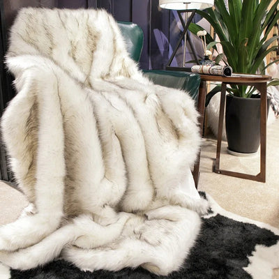 Luxurious Faux Fox Fur Throw – Elegance & Comfort for Your Home