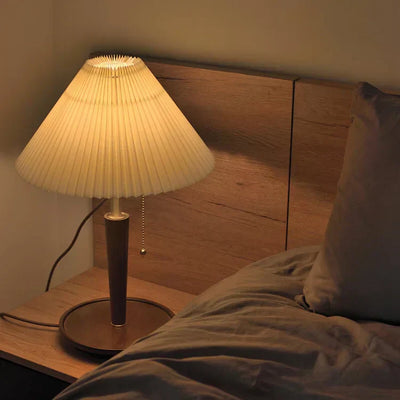 Vintage Pleated Wood Table Lamp – Timeless Elegance with a Warm Glow