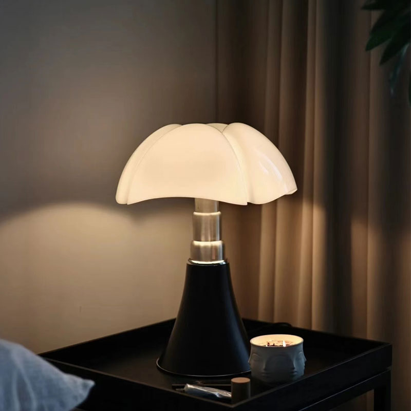 Vintage LED Designer Table Lamp – Retro-Inspired Elegance with Modern LED Light